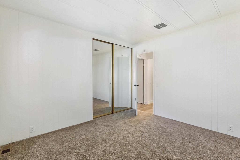 Image 20 of property listing at 2130 Sunset Drive 55, Vista, CA 92081