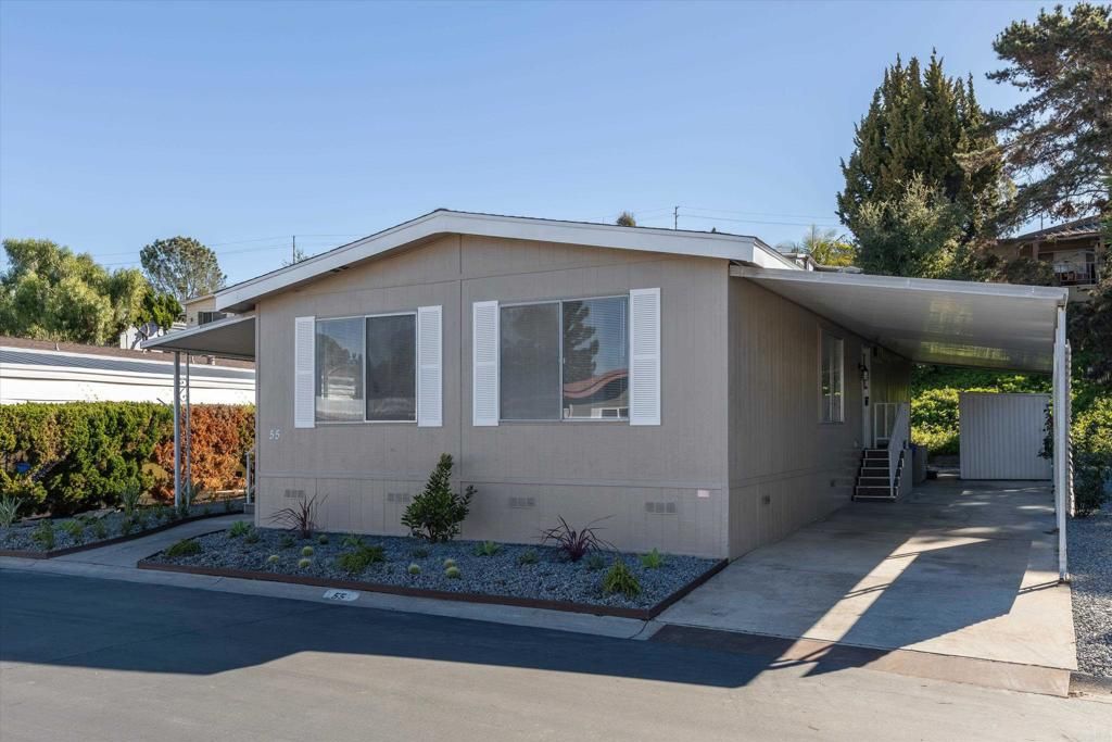 Image 30 of property listing at 2130 Sunset Drive 55, Vista, CA 92081