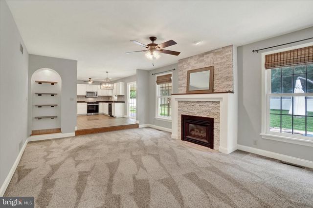 119 MEADOW HILL DR, York, PA 17402