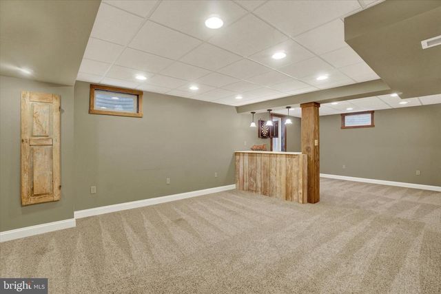 119 MEADOW HILL DR, York, PA 17402