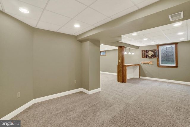 119 MEADOW HILL DR, York, PA 17402