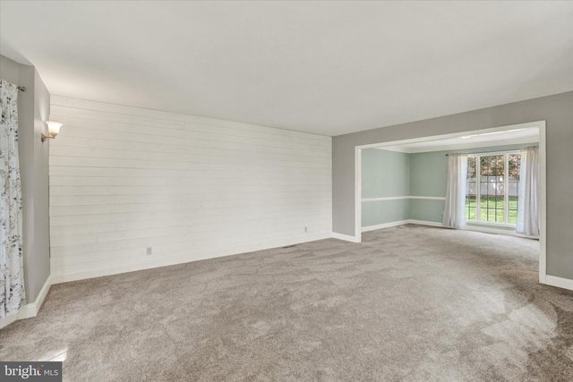 119 MEADOW HILL DR, York, PA 17402