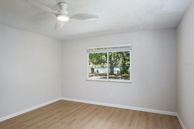 4228 37TH AVENUE N, St Petersburg, FL 33713