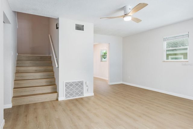 4228 37TH AVENUE N, St Petersburg, FL 33713