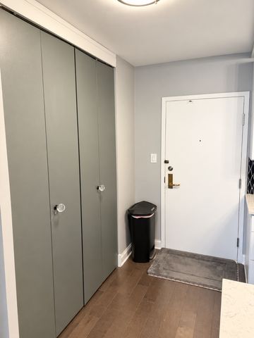 777 N Michigan Avenue 3102, Chicago, IL 60611