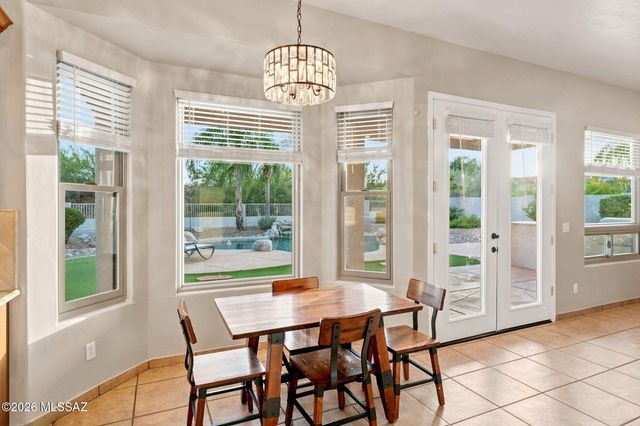 13151 N Pioneer Way, Oro Valley, AZ 85755