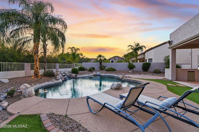 13151 N Pioneer Way, Oro Valley, AZ 85755