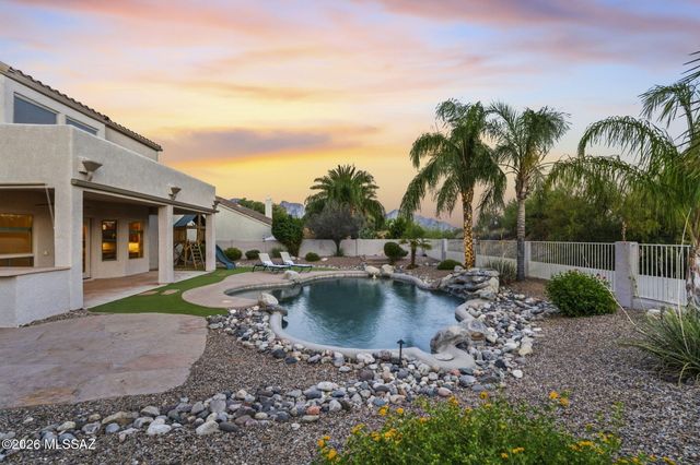 13151 N Pioneer Way, Oro Valley, AZ 85755