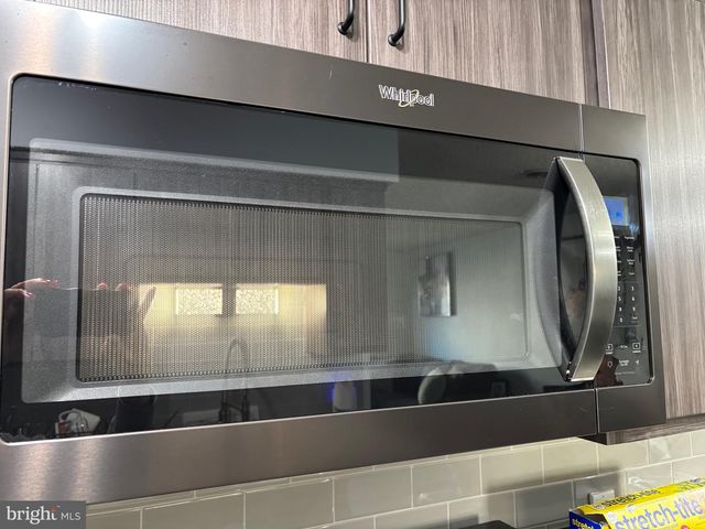 18 MEDITERRANEAN CT, Barnegat, NJ 08005