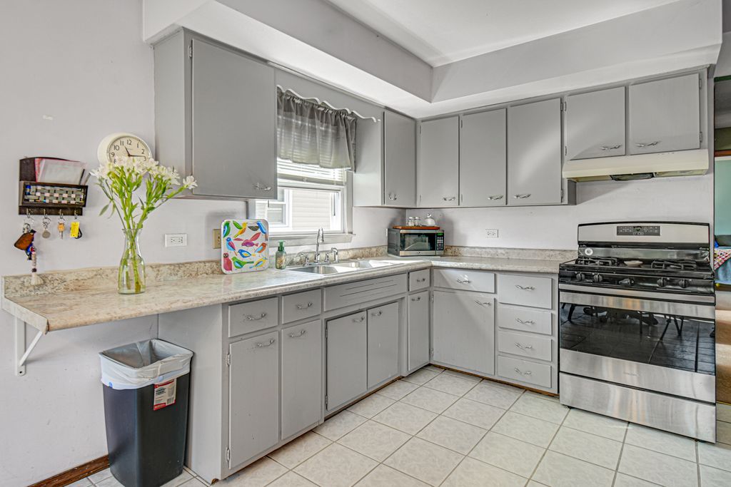 17333 Park Avenue, Lansing, IL 60438 — photo 2