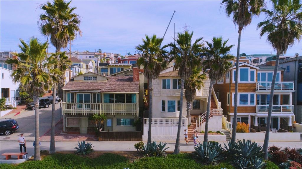 Image 3 of property listing at 4117 Ocean Drive, Manhattan Beach, CA 90266