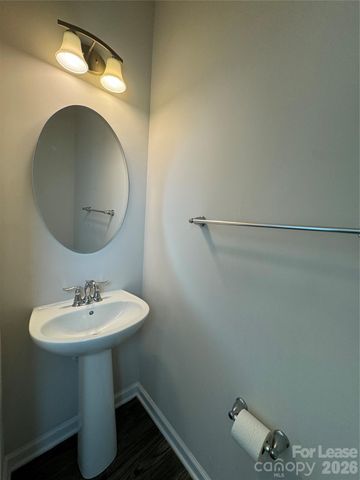 1222 Ashbury Street, Charlotte, NC 28216