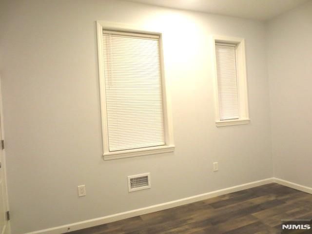 13 Columbia Terrace, Edgewater, NJ 07020