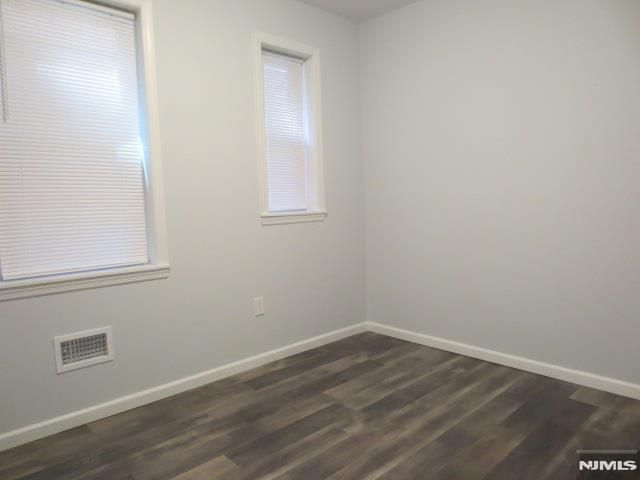 13 Columbia Terrace, Edgewater, NJ 07020