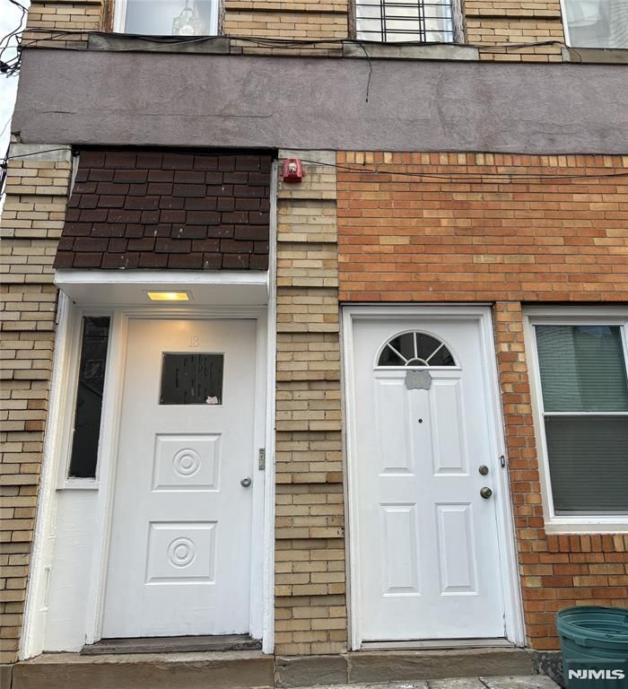 13 Columbia Terrace, Edgewater, NJ 07020