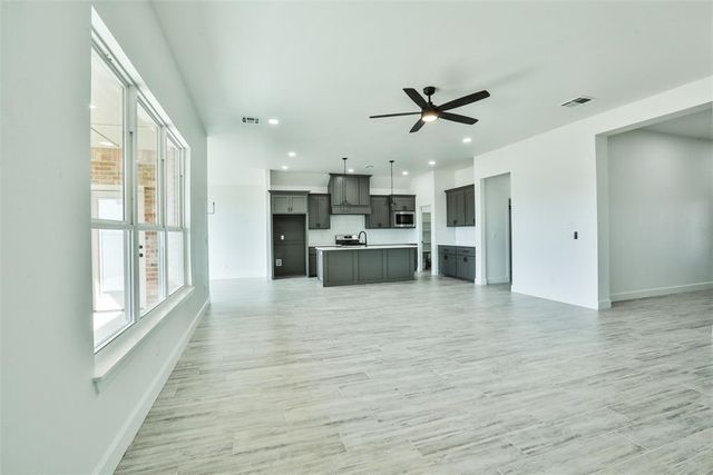 24736 Medio Street, Purcell, OK 73080