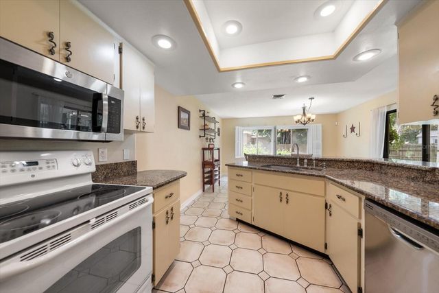12811 LAKE DRIVE, Largo, FL 33774