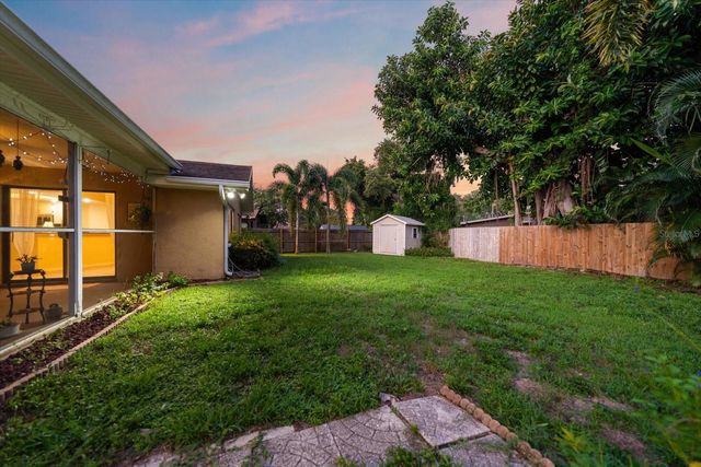 12811 LAKE DRIVE, Largo, FL 33774