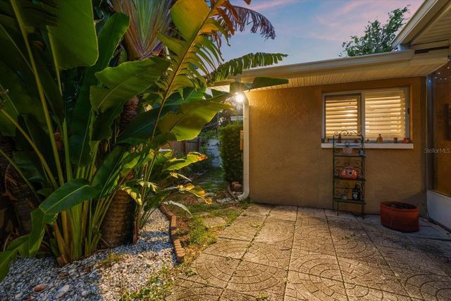 12811 LAKE DRIVE, Largo, FL 33774