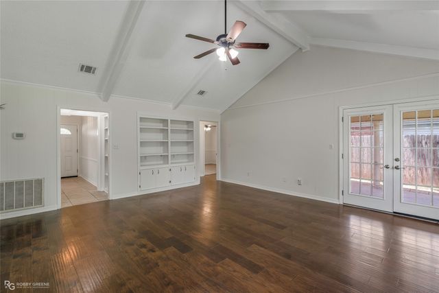 561 Northpark Drive, Bossier City, LA 71111
