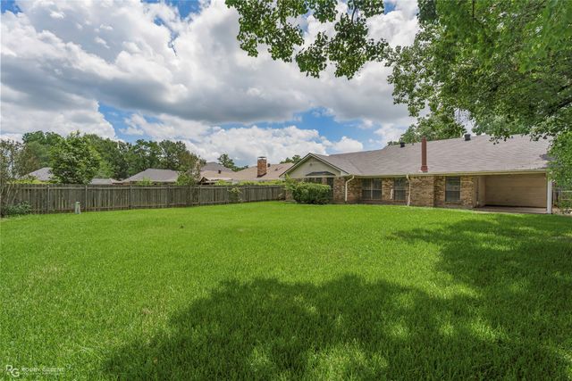 561 Northpark Drive, Bossier City, LA 71111