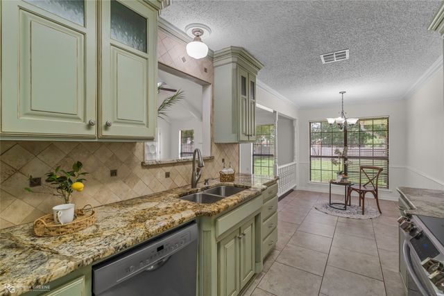 561 Northpark Drive, Bossier City, LA 71111