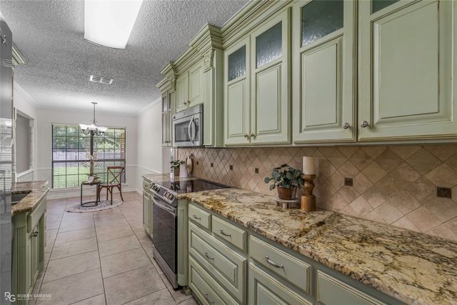 561 Northpark Drive, Bossier City, LA 71111