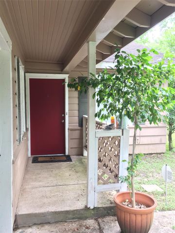 1510 Early Lane, Houston, TX 77055