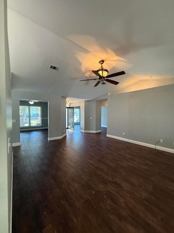 2813 Atoka Trail, Crestview, FL 32539