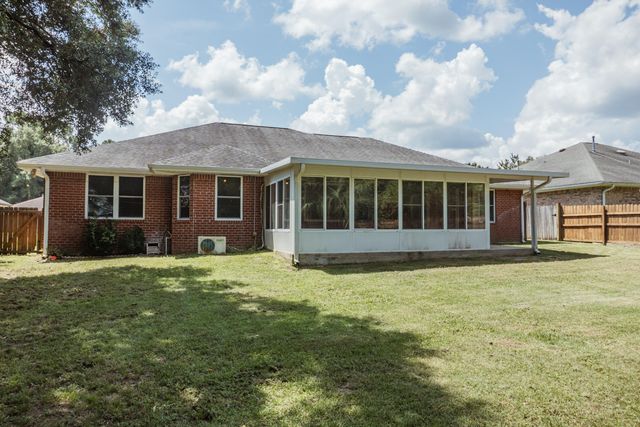 2813 Atoka Trail, Crestview, FL 32539