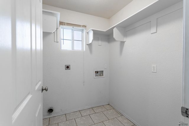 1910 E Los Olivos Dr, San Luis, AZ 85336