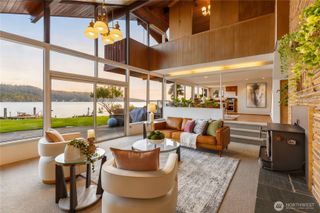 14026 Riviera Place NE, Seattle, WA 98125