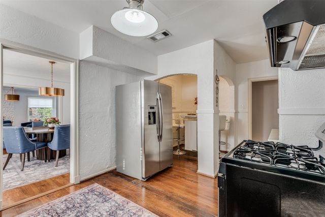 4152 Prescott Avenue, Dallas, TX 75219