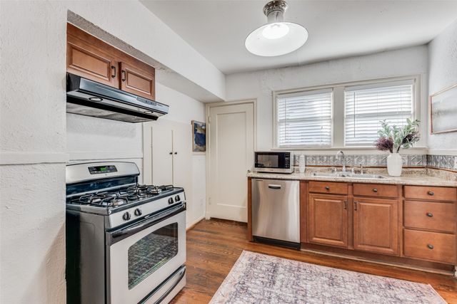 4152 Prescott Avenue, Dallas, TX 75219