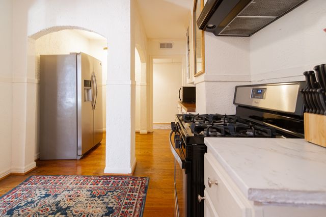 4152 Prescott Avenue, Dallas, TX 75219
