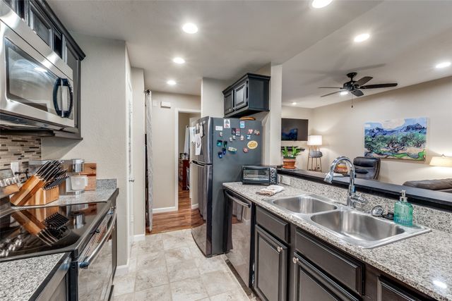 8601 Park Lane 624, Dallas, TX 75231