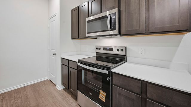 221 Tall Cedar Way, Princeton, TX 75407