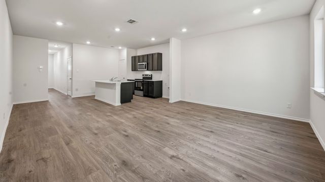 221 Tall Cedar Way, Princeton, TX 75407