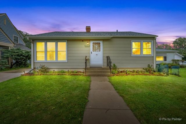 115 S Du Bois Avenue, Elgin, IL 60123