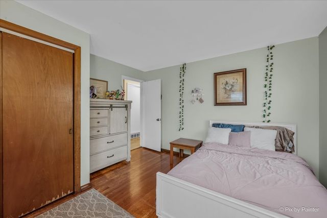 115 S Du Bois Avenue, Elgin, IL 60123