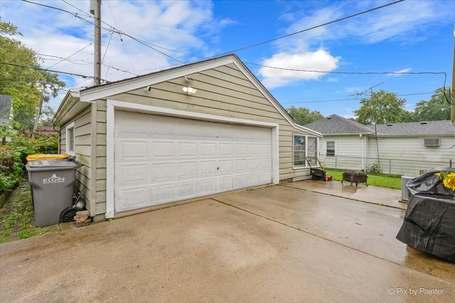115 S Du Bois Avenue, Elgin, IL 60123