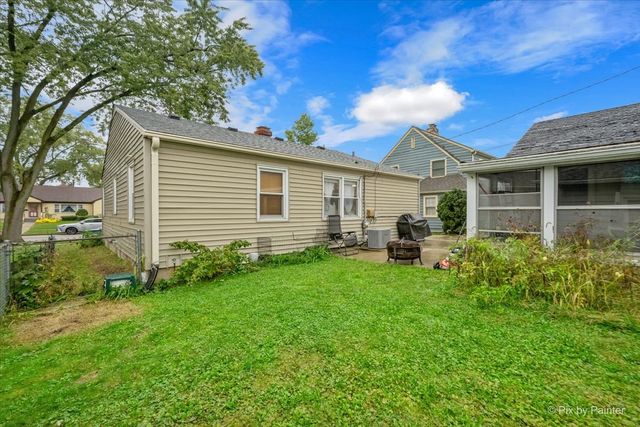 115 S Du Bois Avenue, Elgin, IL 60123