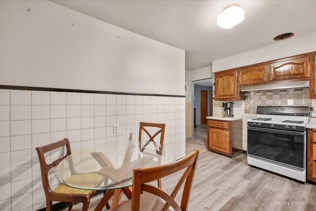 115 S Du Bois Avenue, Elgin, IL 60123