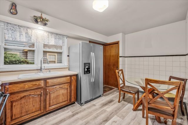 115 S Du Bois Avenue, Elgin, IL 60123