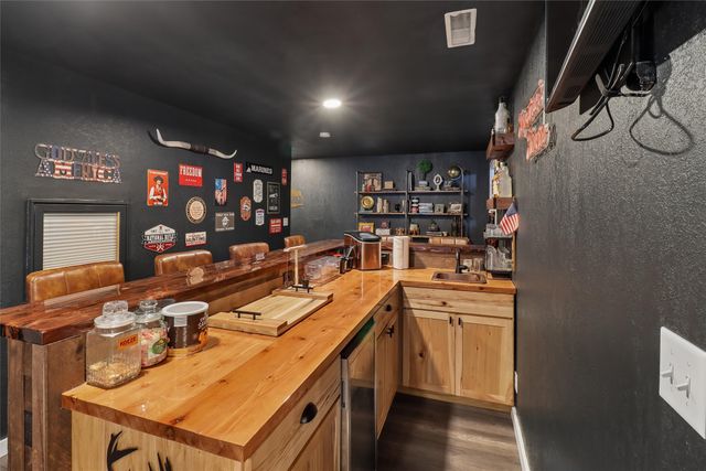 216 W 13th Street S, Newton, IA 50208