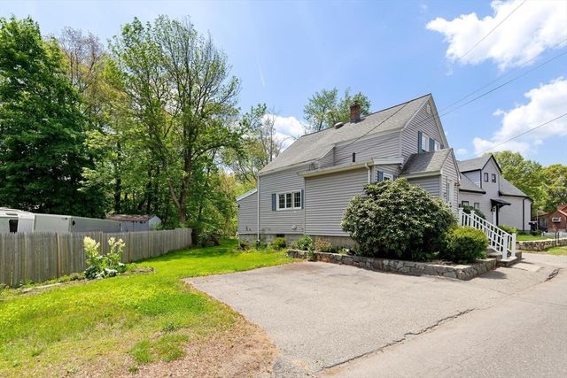 19 Butler Ave, Wakefield, MA 01880