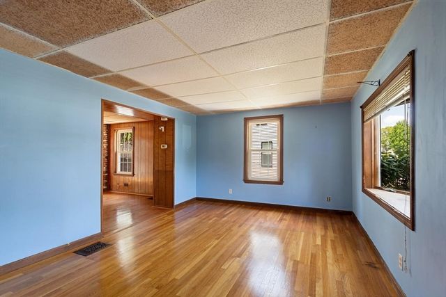 19 Butler Ave, Wakefield, MA 01880