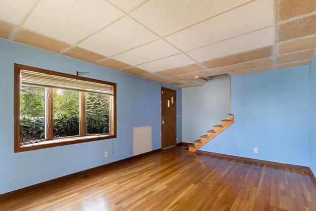 19 Butler Ave, Wakefield, MA 01880