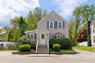 19 Butler Ave, Wakefield, MA 01880