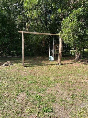 3280 2nd AVE SE, Naples, FL 34117